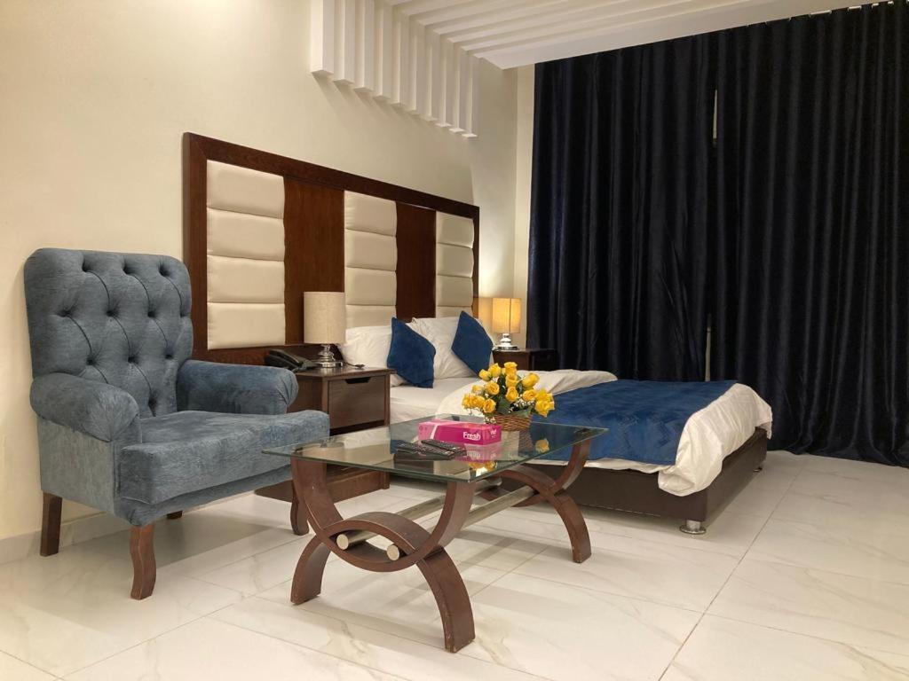 Uptown Hotel Apartment Amman Exteriör bild