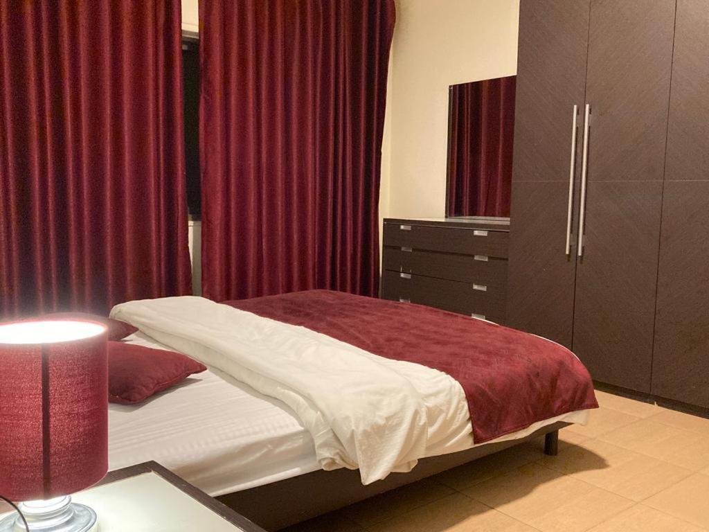 Uptown Hotel Apartment Amman Exteriör bild