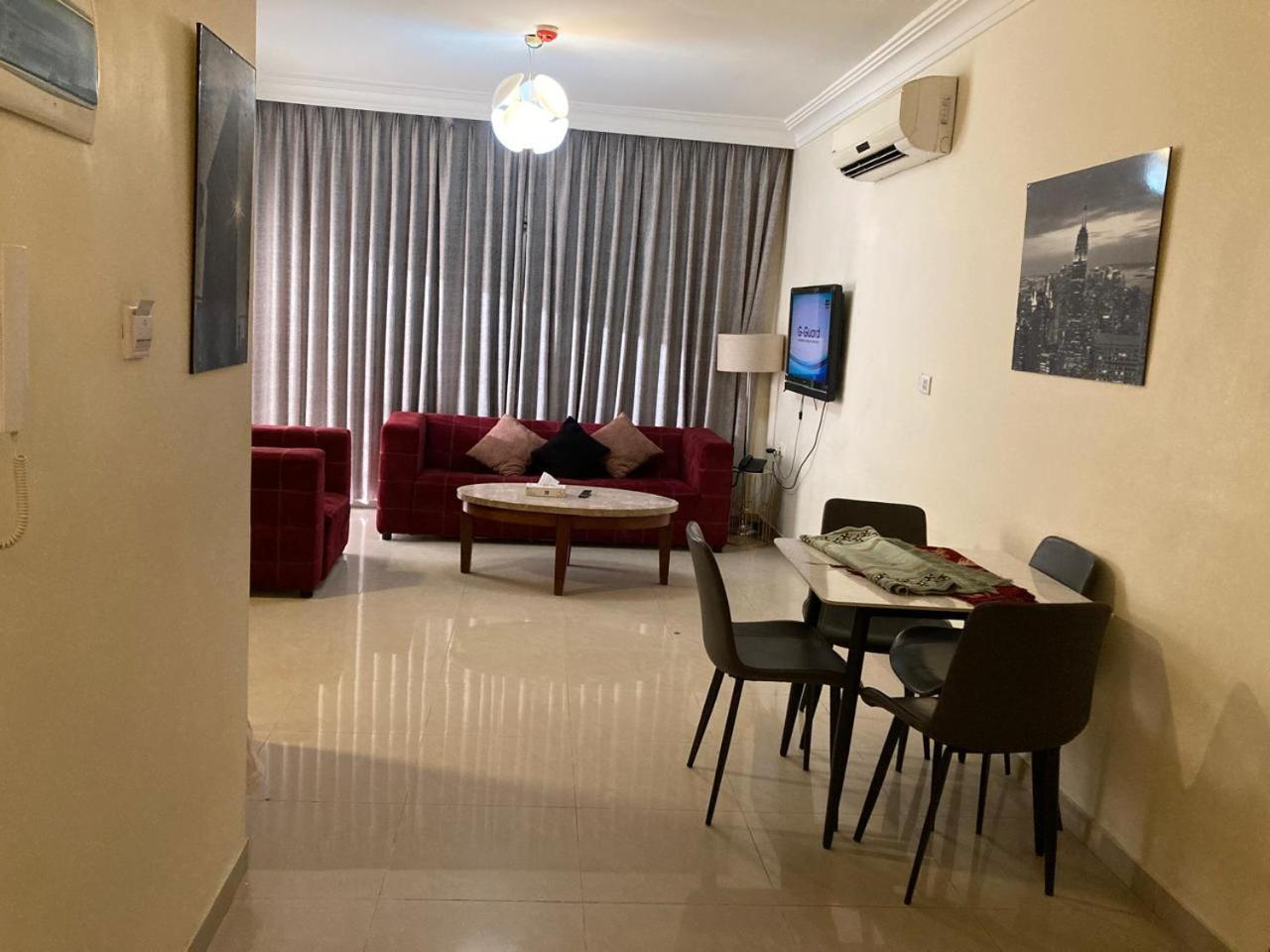 Uptown Hotel Apartment Amman Exteriör bild