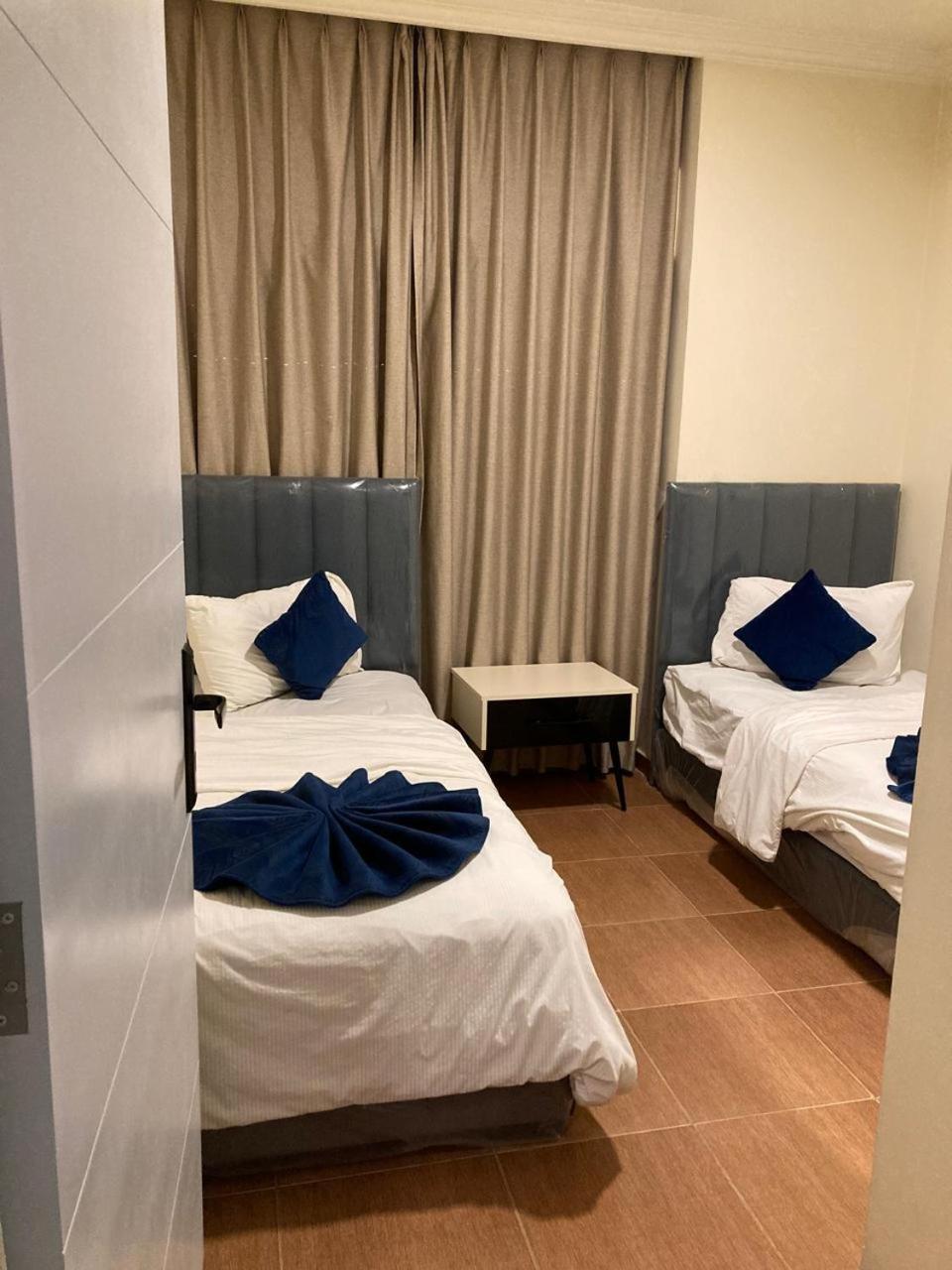 Uptown Hotel Apartment Amman Exteriör bild